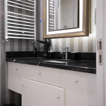 Brand Fully Furnished 1 1 Near Vadi Mall *